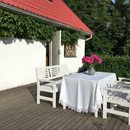 River Villa, 20 Min By Train To Old Town, Big Yard Vakantiehuis Lagedi