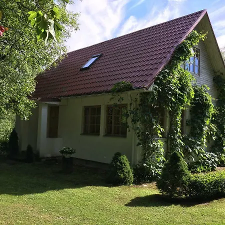 River Villa, 20 Min By Train To Old Town, Big Yard Vakantiehuis *