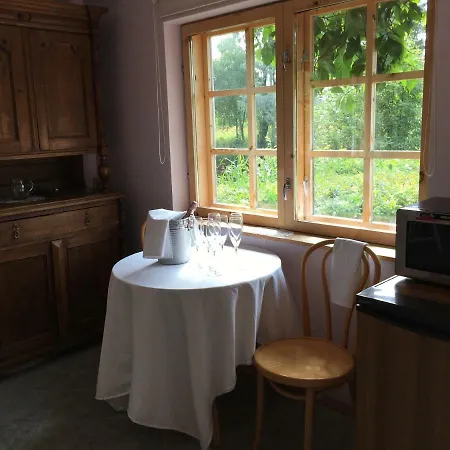 Holiday home River Villa, 20 Min By Train To Old Town, Big Yard Lagedi